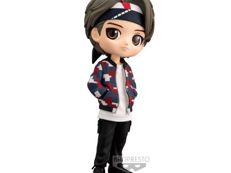 V Version B Statue Hot on Sale