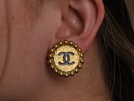 Chanel 1995 Hammered Button Clip-On Earrings Cheap